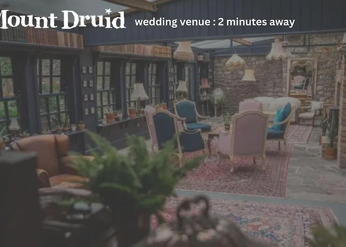 דירה Secluded Modern