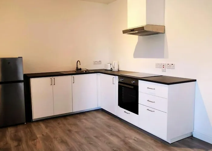 Secluded Modern דירה